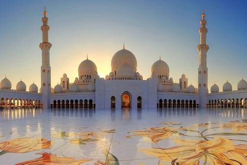 views of grand mosque, emirates palace hotel, etihad towers, presidential palace on a abu dhabi city tour from dubai